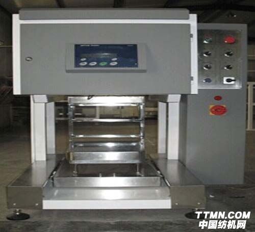 全自動水性油墨調(diào)色機 全新設(shè)計,展現(xiàn)金色彩一馬當先